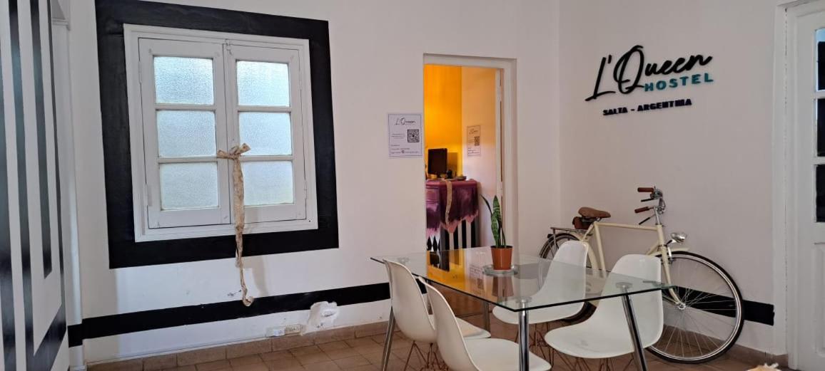 Hostel Lqueen 1 살타 외부 사진